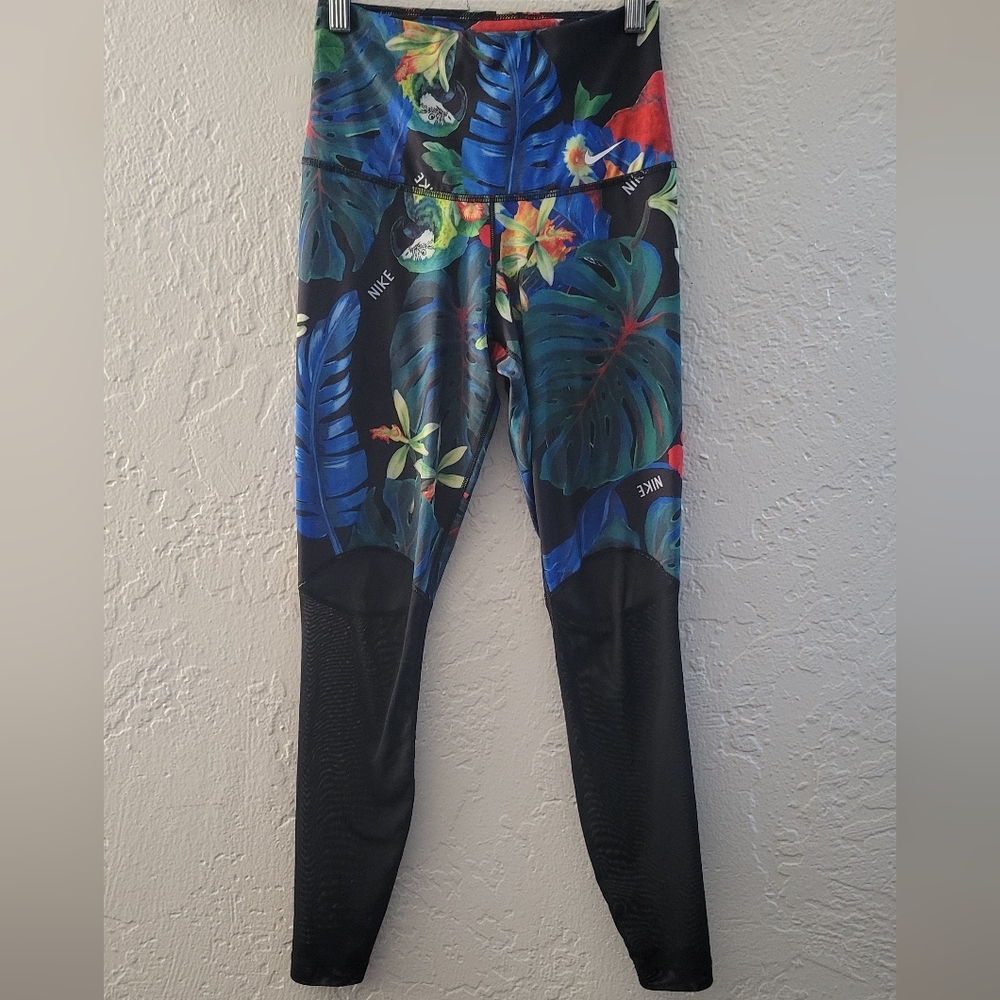 Nike Floral ⅞ Leggings Size XS